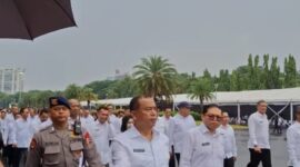 Bupati dan Wakil Bupati terpilih Kabupaten Karo, Brigjen Pol (Purn) Dr. dr. Antonius Ginting, Sp.OG, M.Kes, dan Komando Tarigan, SP. mengikuti gladi bersih untuk pelantikan kepala daerah.