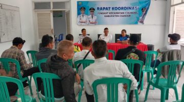 Warga Cisel Mendesak Bupati Terpilih Wahyu – Ramzi Untuk Memikirkan dan Mensuport Pembangunan Sport Center.