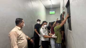 Perketat Pengawasan, Kalapas Pancur Batu Pimpin Langsung Razia Kamar Hunian Warga Binaan
