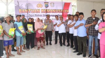Peduli Korban Bencana, Kapolres Simalungun Serahkan Bantuan Kemanusiaan bagi 161 Rumah Warga Terdampak Angin Puting Beliung