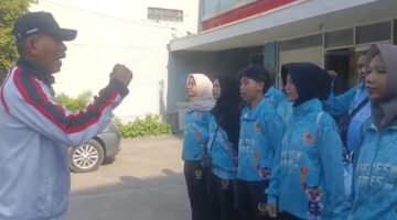 KONI Brebes Lepas Kontingen Porprov, Aris Hada: Wani Mangkat, Wani Munggah Peringkat!