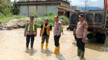 Kapolres Aceh Tenggara Tinjau Banjir di Bambel, Keselamatan Warga dan Pengguna Jalan Jadi Perhatian